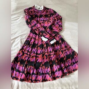 Karen Millen Pink and Black Abstract Dress